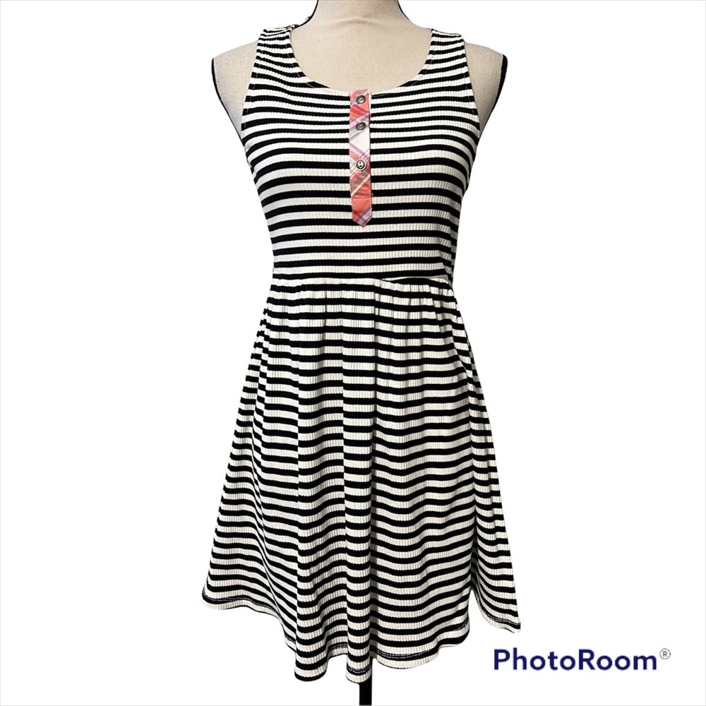Hem & Thread small women’s black white striped knit dress sleeveless scoop neck